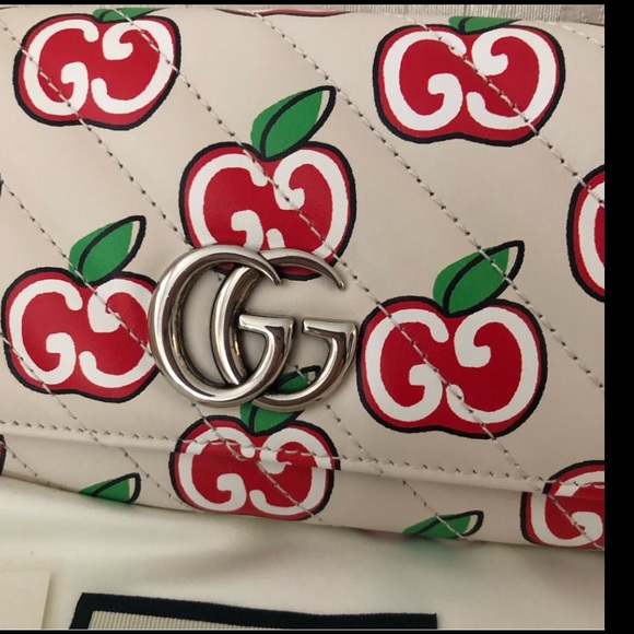 Limited edition Gucci Marmont long wallet apple GG logo - Picture 4 of 9